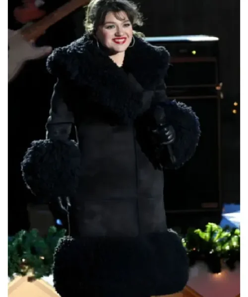 Rockefeller Center Kelly Clarkson Black Coat