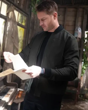 Justin Hartley Tracker S02 Green Jacket - Image 2