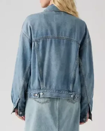 Shop Levi's 90s Blue denim Trucker Jacket