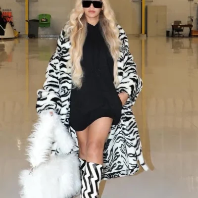beyonce fur coat