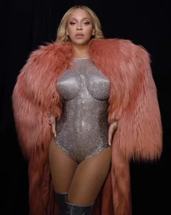 beyonce fur pink coat