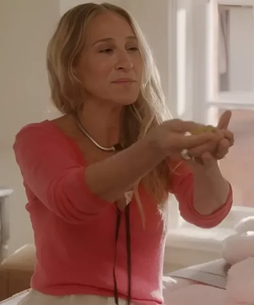 And Just Like That S03 Sarah Jessica Parker Pink Sweatshirt