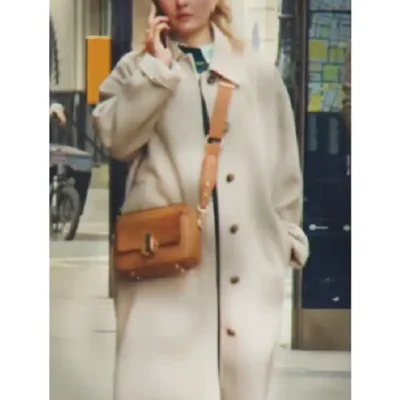 Emily Wright I Jack Wright S01 Beige Coat