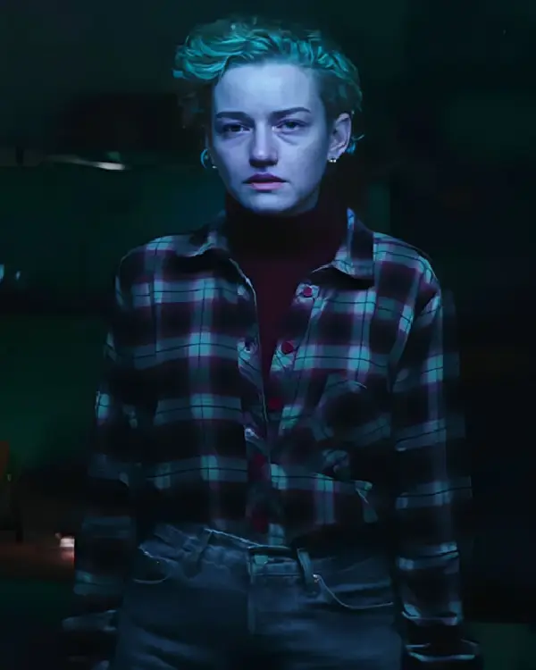 Movie Wolf Man 2025 Julia Garner