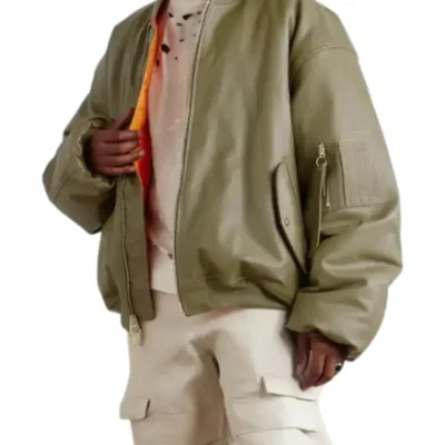 VETEMENTS Oversized Leather Bomber Jacket