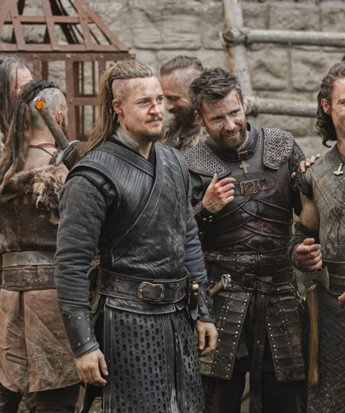 Seven-Kings-Must-Die-Uhtred-Ragnarson-Leathe-Vest-Outfit-online-The-Last-Kingdom-