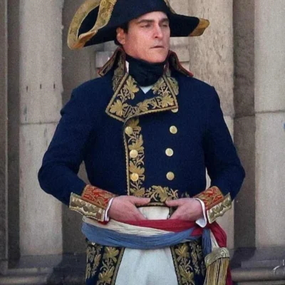 joaquin-phoenix-napoleon-movie-jacket-outfit-