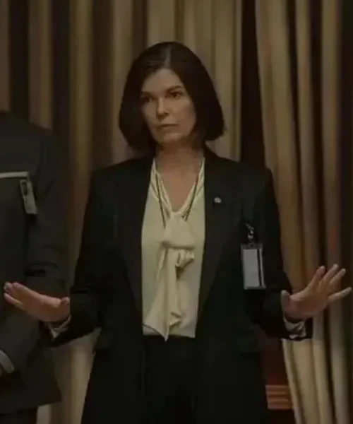 Jeanne Tripplehorn The Terminal List Black Blazer