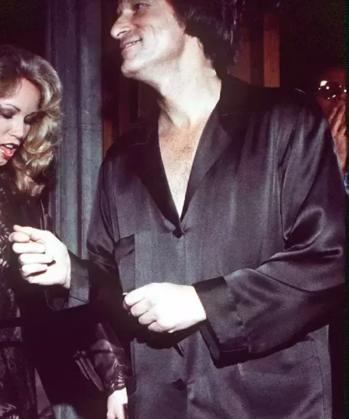 hugh hefner GETTING GROOVY Black robe