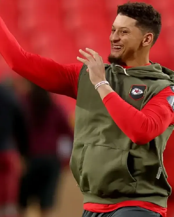 Buy Patrick Mahomes 2025 Salute to Service Kansas City Chiefs Embroidered Chest Logo, U.S. Flag Patches Sale