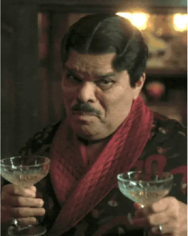 Wednesday S02 Gomez Addams Robe
