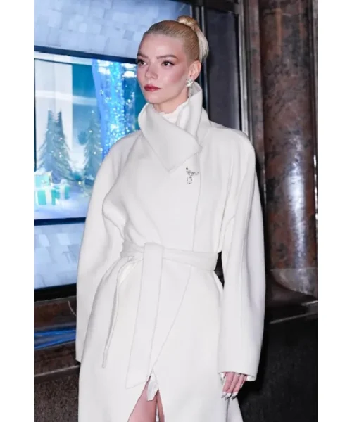 Anya Taylor-joy’s White Coat