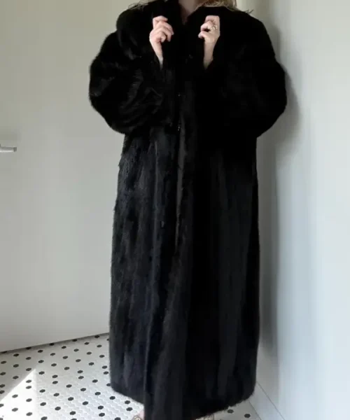 Black Mink Fur Coat_