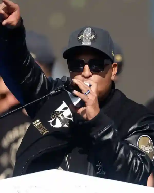 Shop Dave Roberts Dodgers World Series Championship Parade Jacket Sale