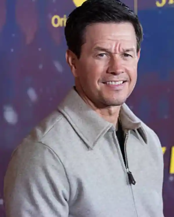 Shop Mark Wahlberg The Family Plan 2 Curzon Mayfair London Beige Jacket For Sale