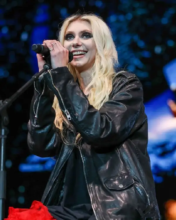 Buy Taylor Momsen Kisw Unwrapped Holiday Show Black Leather Jacket