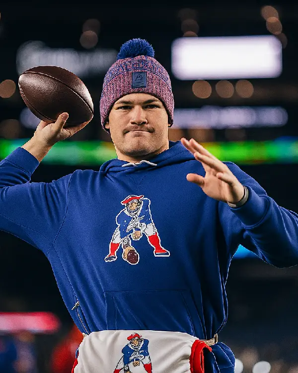 Drake Maye Patriots Retro Hoodie