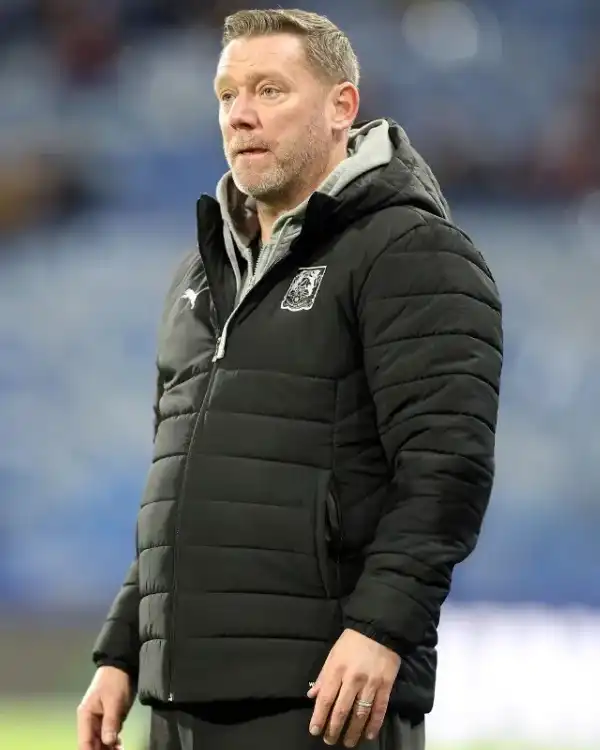 Kevin Nolan Sky Bet League One Match 2025 Chest Team Logo, Horizontal Quilting