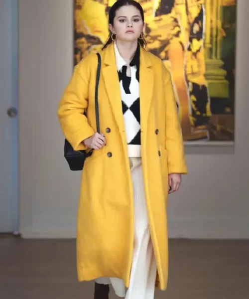 Selena Gomez Only Murders in the Building S02 EP02 Yellow Coat