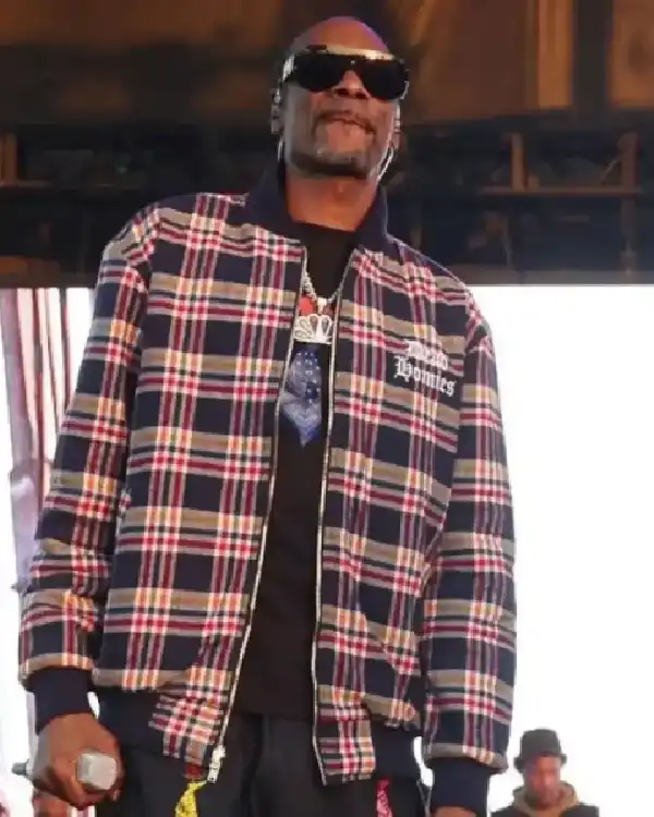 Snoop Dogg 12th Annual TDE Christmas Concert Toy Drive