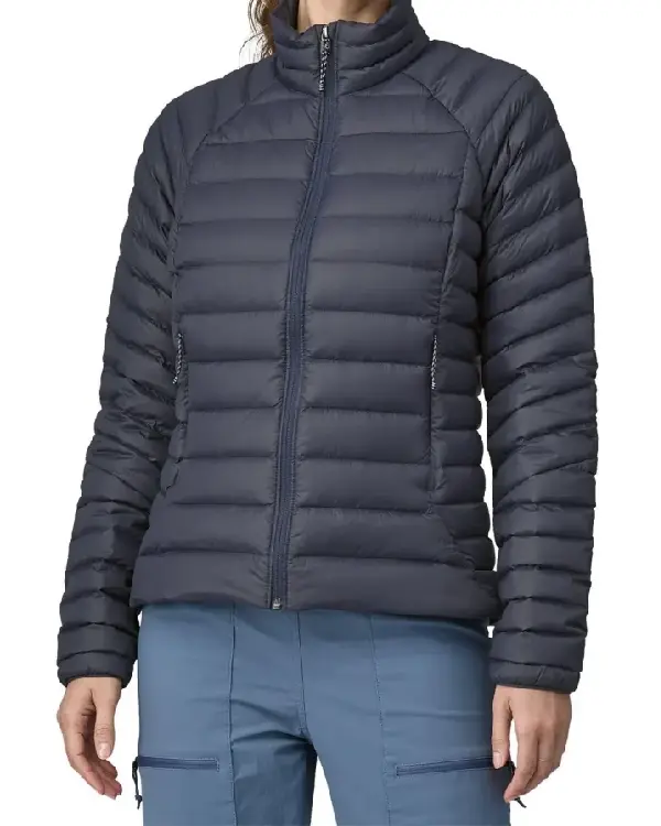 TV-Series The Today Show 2025 Nikki Stevens Stand-Up Collar