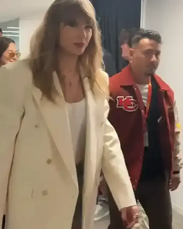 Taylor Swift Super Bowl LIX 2025 White Brazer