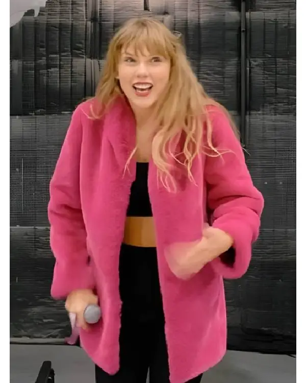 Taylor Swift The End Of An Era S01 Taylor Swift Fur Coat