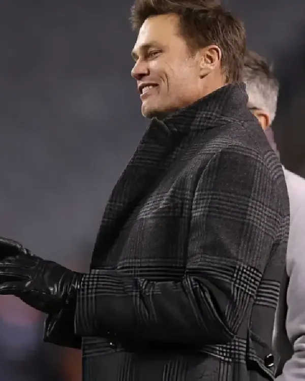 Buy Tom Brady Packers VS Bears Double-Breasted, Structured Shoulders and Stand Collar Glen Plaid Overcoat