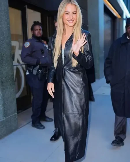 Grace Van Patten New York City 2026 Sculpted Paneling, Shirt-Style Collar Black Longline