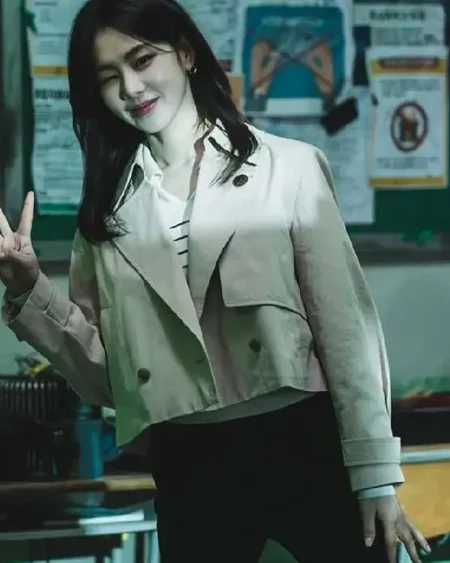 Study Group Han Ji-Eun Beige Cropped Jacket