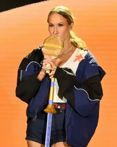 The 83rd Annual Golden Globe Awards 2026 Nikki Glaser Blue and Black Marty Supreme Jacket