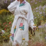 Shop Debra Barone Everybody Loves Raymond Tiptoe Thru the Tulips Robe White