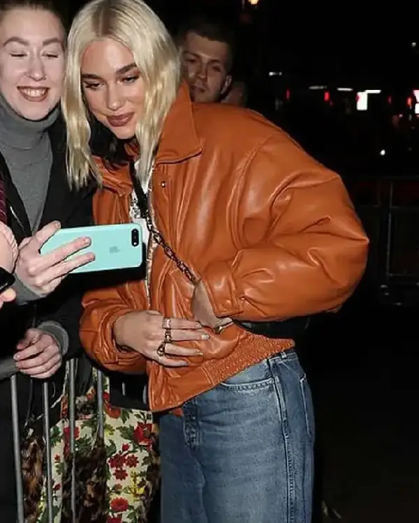 Shop Explore the Dua Lipa BBC Radio 1 Studios Brown Leather Jacket Bold Streetwear Style For Sale