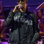 Snoop Dogg Festival Look Coachella 2026 Black Jacket