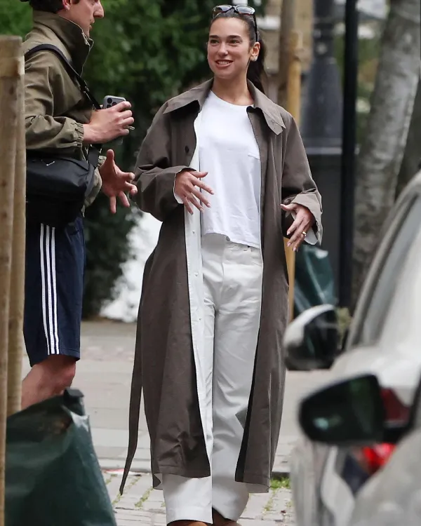 Londan Park 2026 Dua Lipa Grey Coat