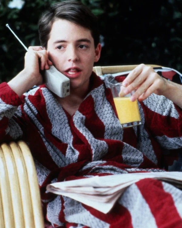 Fer_ris Bueller Day Off Matthew Brod_er_ick Bathrobe